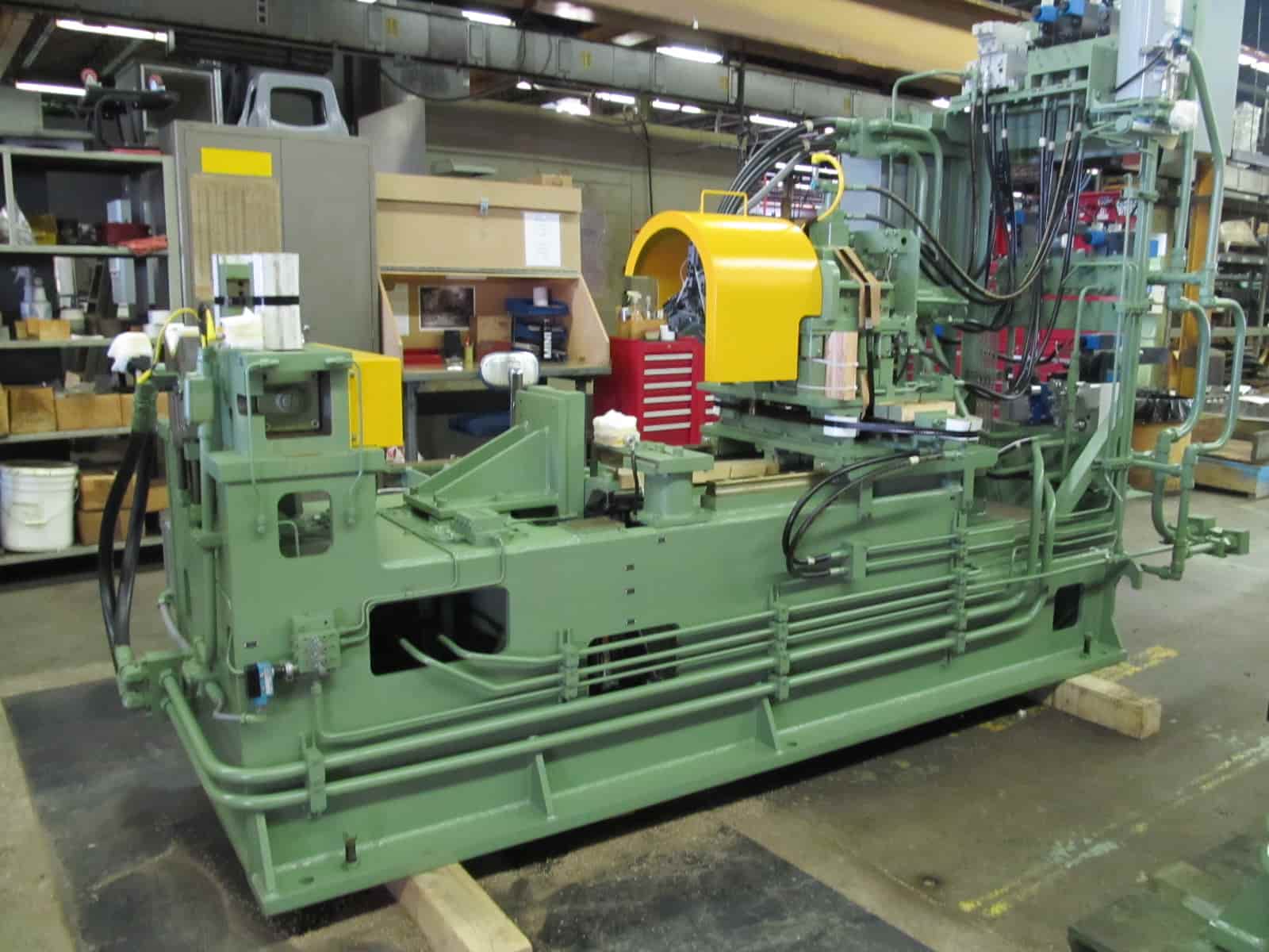 protector applying machine